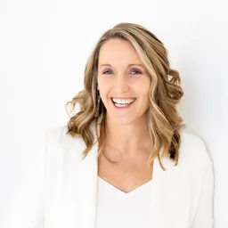 Connie Holen